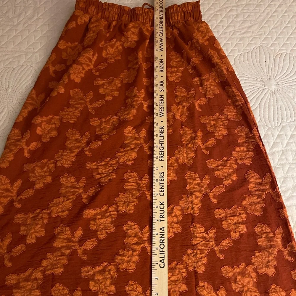 Elegant Floral A-Line Skirt in Orange - Picture 3 of 8